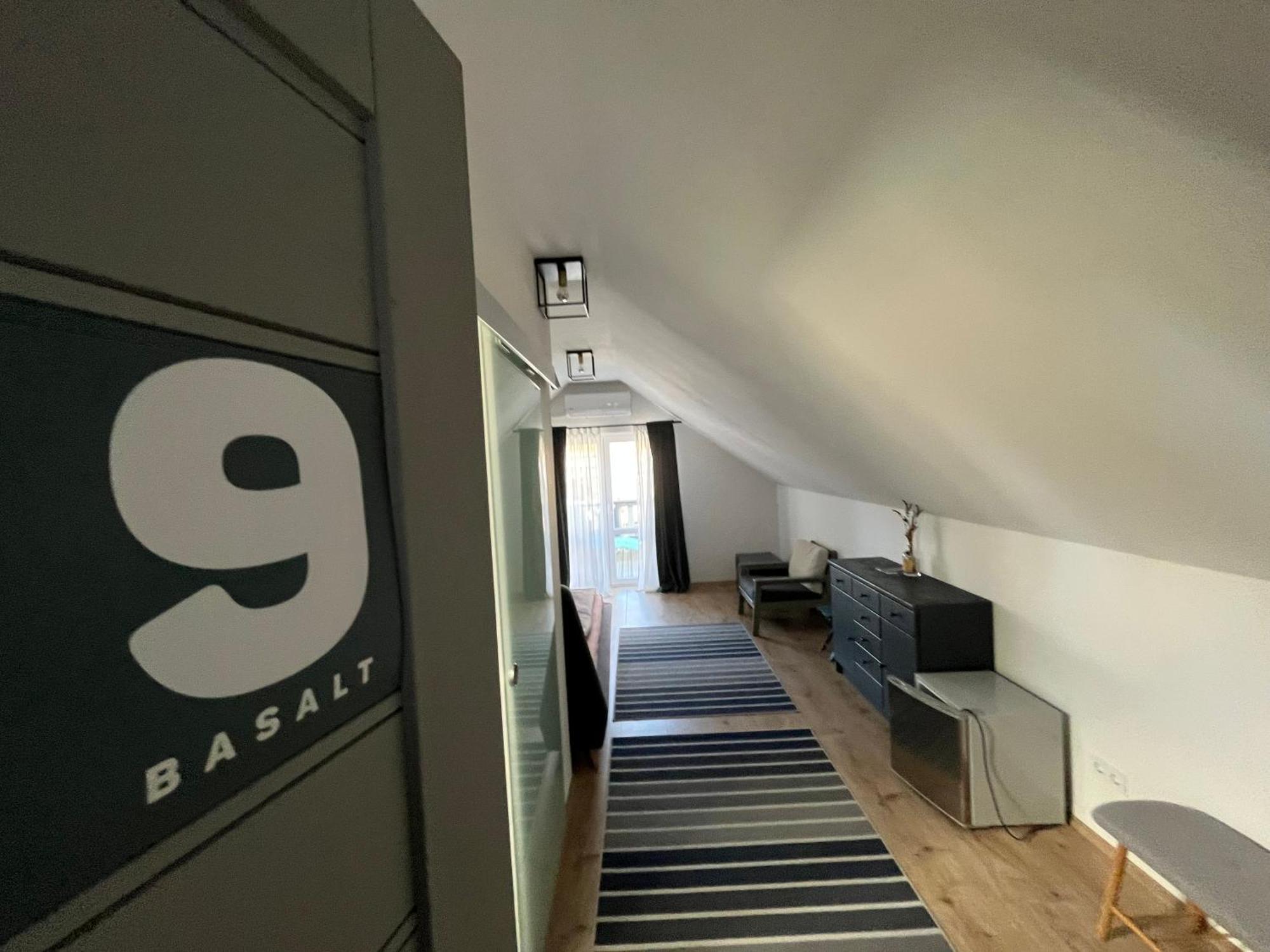 Patent, Your Home In Badacsony Бадачонтомай Екстериор снимка